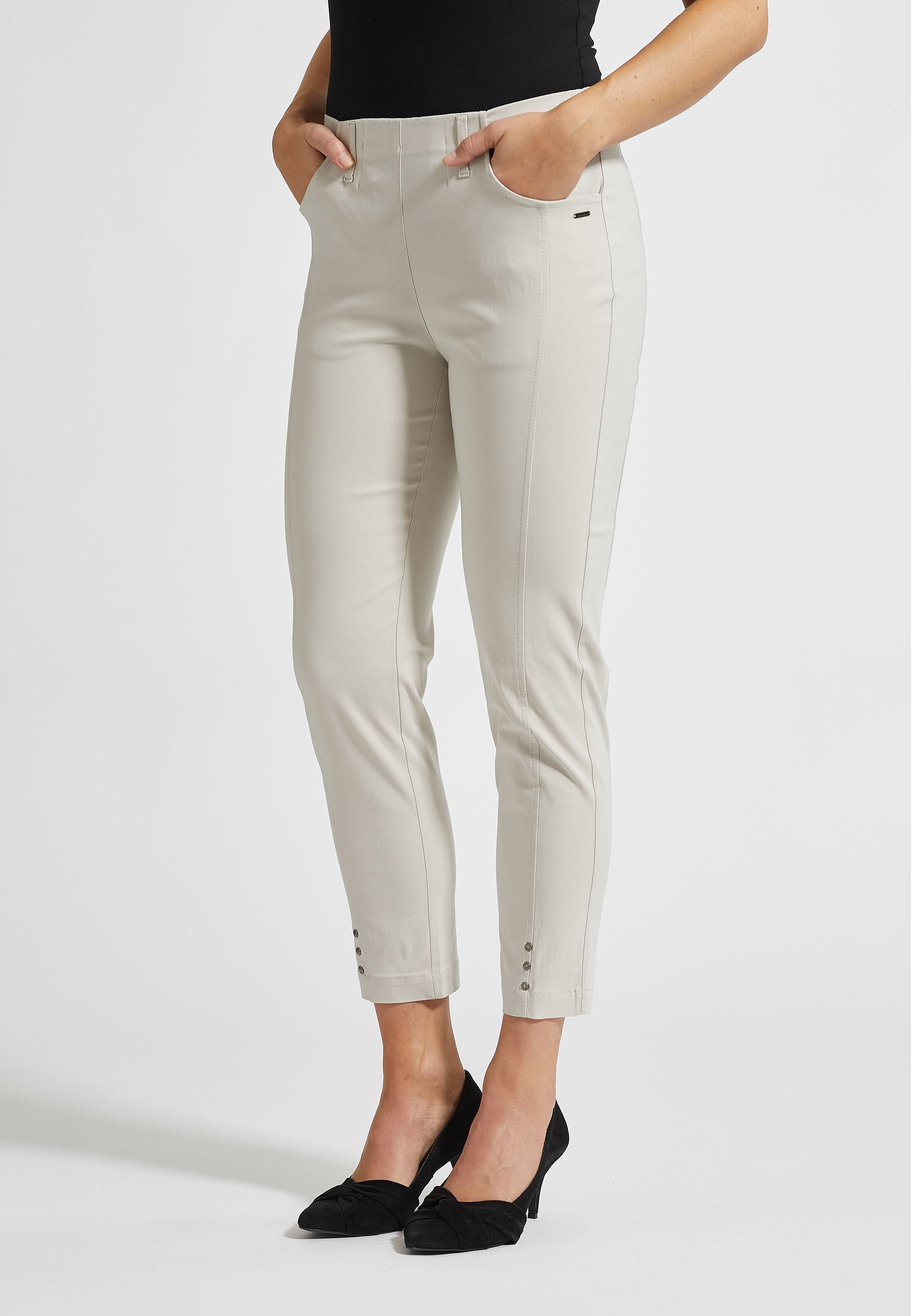 LAURIE  Chloe Slim Crop Trousers SLIM 25137 Grey Sand